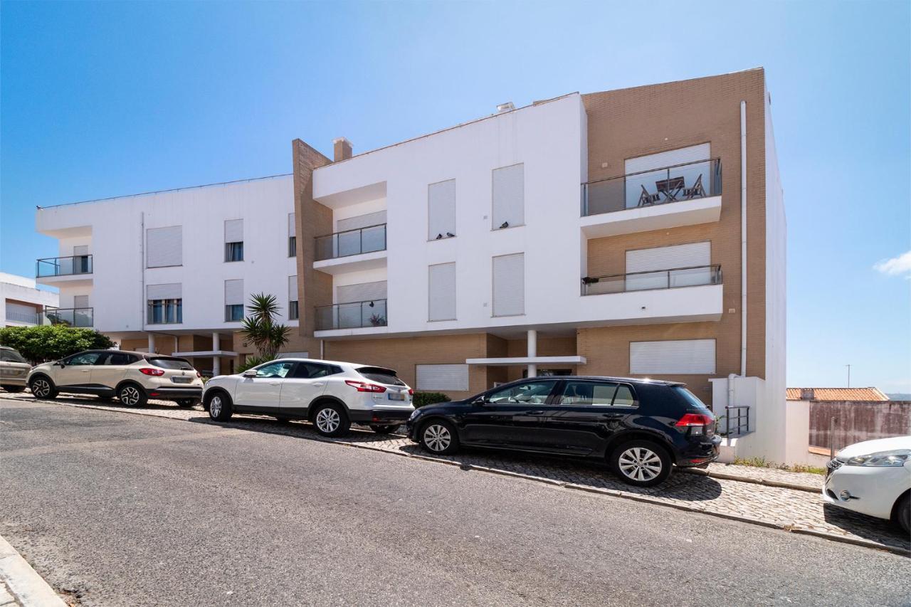 Gonzalo'S Guest Apartments - Nazare 1Br Sea View Exteriör bild